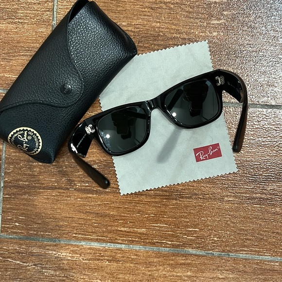 Ray-Ban  Mega Wayfarer Mint condition - Picture 5 of 7